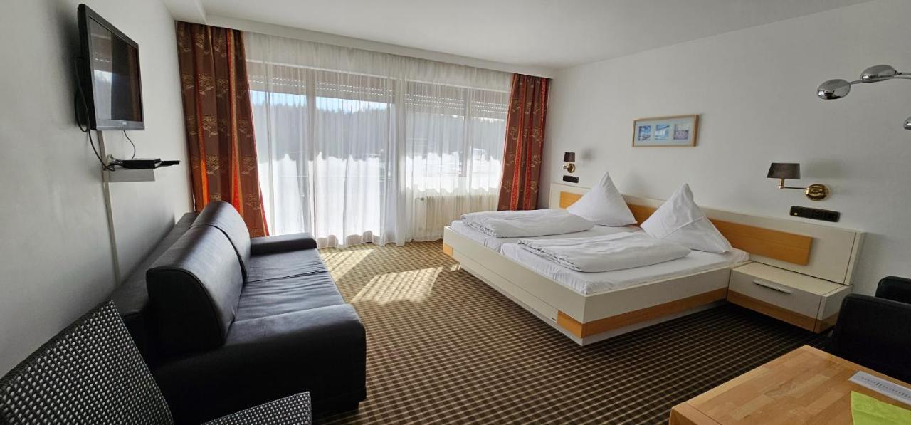 Schwaben Hotel Ebnisee Екстер'єр фото